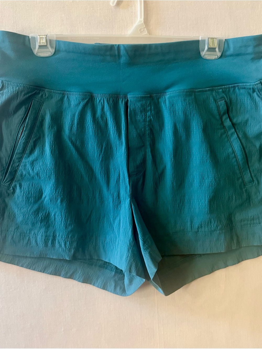 Athleta Trekkie North Shorts Teal Blue High Rise Hiking Athletic Pockets